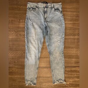Gap Light Wash Distressed Stretchy Jeans